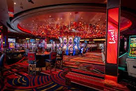 Tampilan aplikasi smart aoncash di ponsel dengan dealer langsung dan menu sportsbook